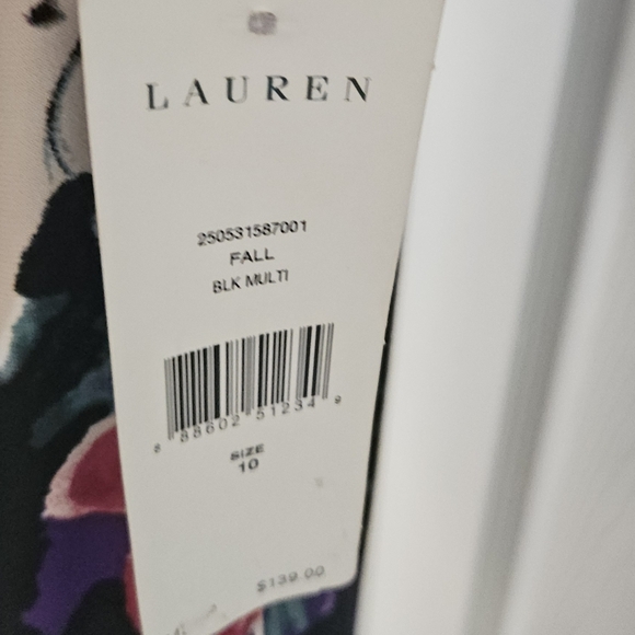 Ralph Lauren  Floral Printwrap dress. Size 10 - Picture 8 of 8